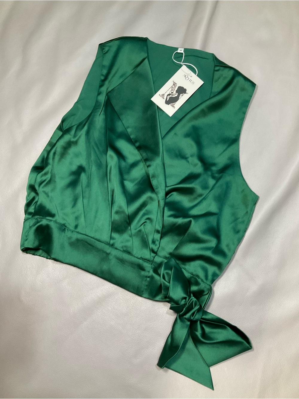 Silky Emerald Wrap Tie Sleeveless Blouse - Picture 3 of 6